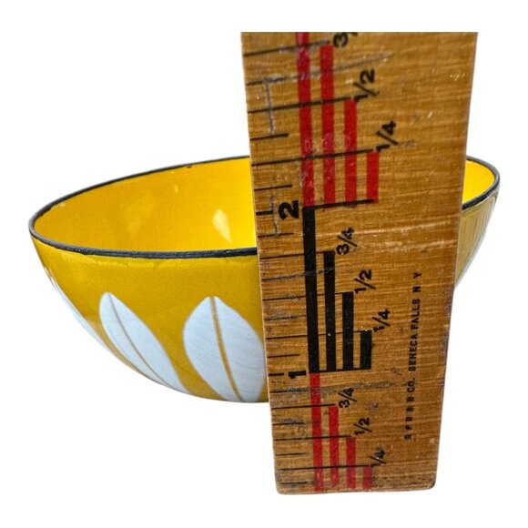 Cathrine Holm Of Norway Lotus Yellow Bowl 4" MCM Enamelware Collectible Kitchen - Picture 5 of 5